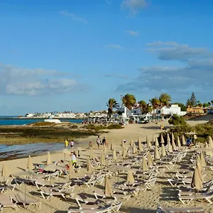 https://lima-waikiki-beach.in-canary-islands.com